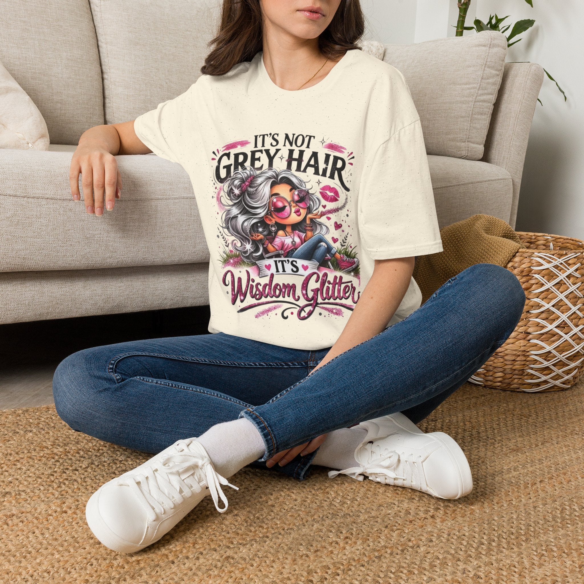 Wisdom Glitter TEE